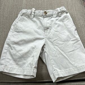 Boys, vineyard vines, khaki Chino shorts size 8